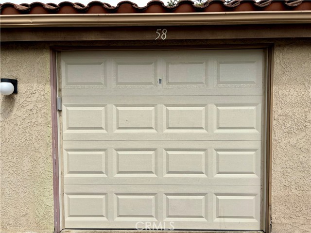 16521 Grunion Lane, Huntington Beach CA: https://media.crmls.org/medias/3e4b12ce-3419-4c51-bc48-c0b7989d7d60.jpg