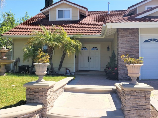 25032 Ericson Way Laguna Hills, California Great month to month rental, either short-term summer rental or longer. Property comes furnished, or can be removed if requested. Entertainer property with amazing pool with slide and jacuzzi. Large yard with patio, fireplace, cabana, & fruit trees. All bedrooms and bathrooms upstairs. Walking distance to neighborhood park. Close to freeway for commuting, and only a few miles to the community center and parks. Twenty minutes to the ocean and harbor. Garage is not included.