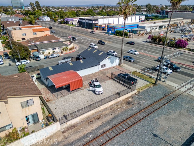 7511 Warner Avenue, Huntington Beach, California 92647, ,Commercial Sale,For Sale,7511 Warner Avenue,CROC23180499