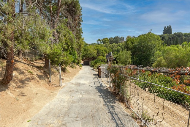 Image 2 for 590 E Avocado Crest Rd, La Habra Heights, CA 90631