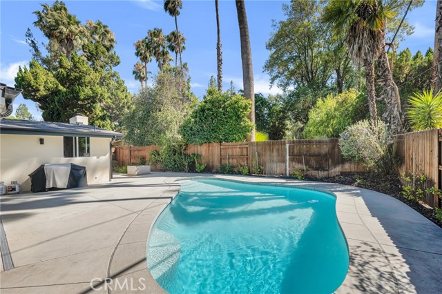 Detail Gallery Image 37 of 40 For 4941 Rigoletto St, Woodland Hills,  CA 91364 - 3 Beds | 2/1 Baths