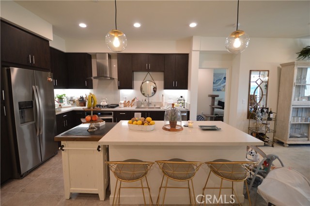 Front Image Thumbnail for CROC26086330