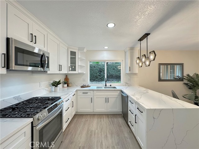 Detail Gallery Image 11 of 22 For 23792 Villena, Mission Viejo,  CA 92692 - 2 Beds | 2 Baths