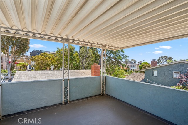 Detail Gallery Image 7 of 15 For 705 1/2 Orchid Ave, Corona Del Mar,  CA 92625 - 2 Beds | 2 Baths