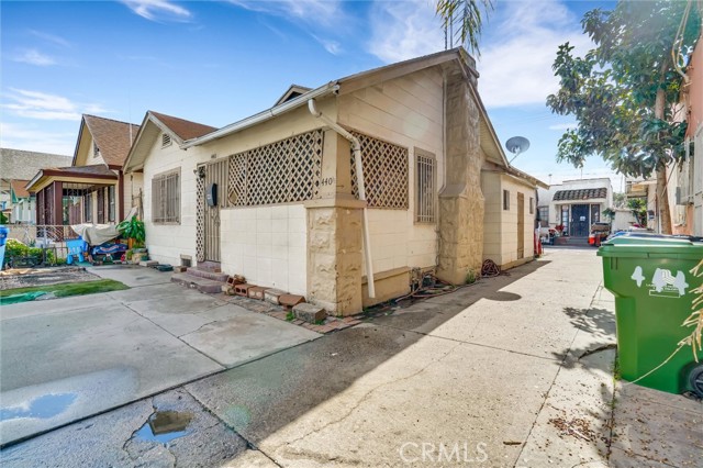 440 Gage Avenue, Los Angeles, California 90003, ,Multi-Family,For Sale,Gage,DW24027428