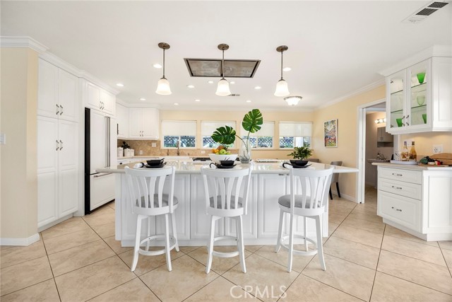 1016 N Highland Avenue, Fullerton CA: https://media.crmls.org/medias/3e506b99-439b-4b2b-bcce-71c5f378d210.jpg