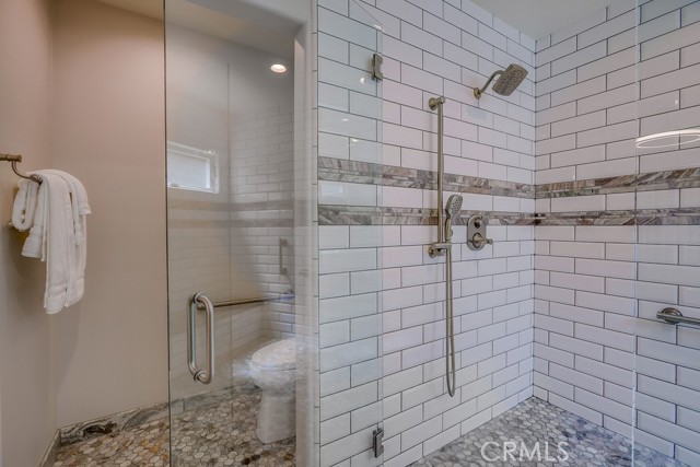 627 7th Street, Huntington Beach CA: https://media.crmls.org/medias/3e50cf1a-4973-4e7d-bb50-523a194e8915.jpg