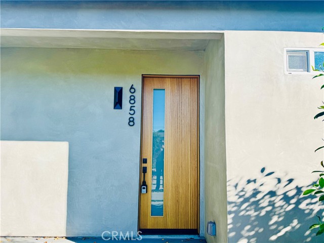 Detail Gallery Image 17 of 18 For 6858 Aura Ave, Reseda,  CA 91335 - 2 Beds | 1 Baths