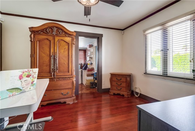 Detail Gallery Image 43 of 74 For 2815 E 5th St, Long Beach,  CA 90814 - 3 Beds | 2 Baths