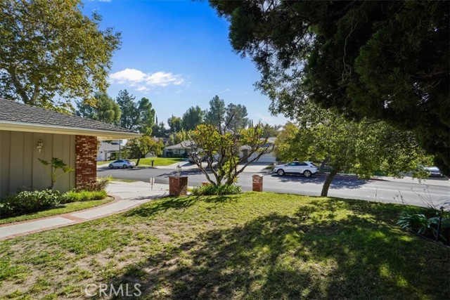 Detail Gallery Image 27 of 34 For 19201 Castlebay Ln, Porter Ranch,  CA 91326 - 3 Beds | 3 Baths