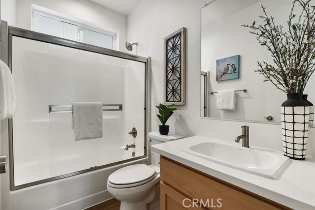 Detail Gallery Image 14 of 19 For 1685 Thea Ave., Chico,  CA 95928 - 3 Beds | 2 Baths