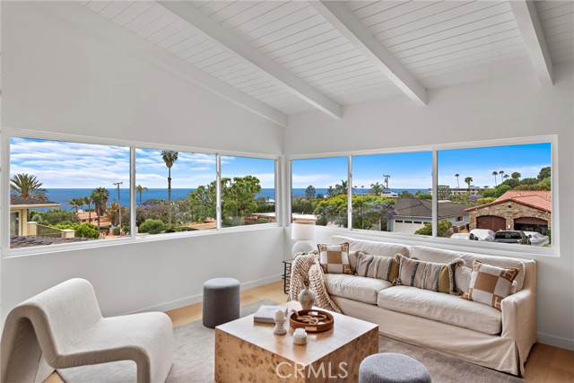 8 Clipper Road, Rancho Palos Verdes CA: https://media.crmls.org/medias/3e51ed2e-b3fe-40bf-b1a5-2c704a793ac8.jpg