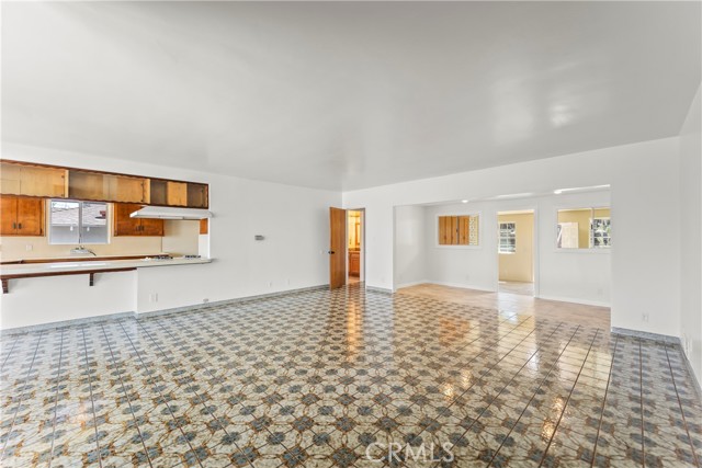 Detail Gallery Image 8 of 43 For 2021 Elanita Dr, San Pedro,  CA 90732 - 3 Beds | 2 Baths