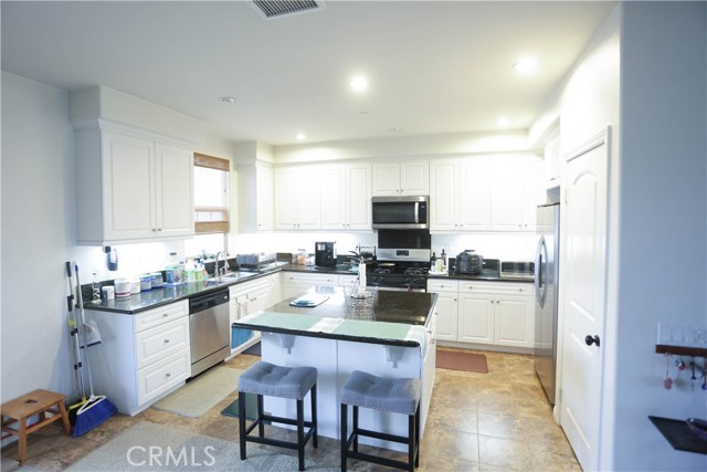 3269 S Edenglen Avenue, Ontario CA: https://media.crmls.org/medias/3e527bcb-2172-417b-b289-bb9cfa341b57.jpg