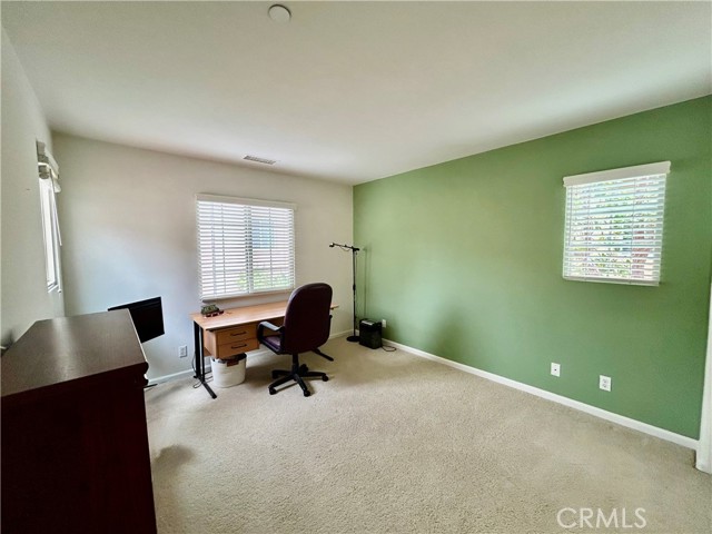 60 Scarlet Bloom, Irvine CA: https://media.crmls.org/medias/3e5287a1-c024-4e1b-a207-38ebeb04d17e.jpg