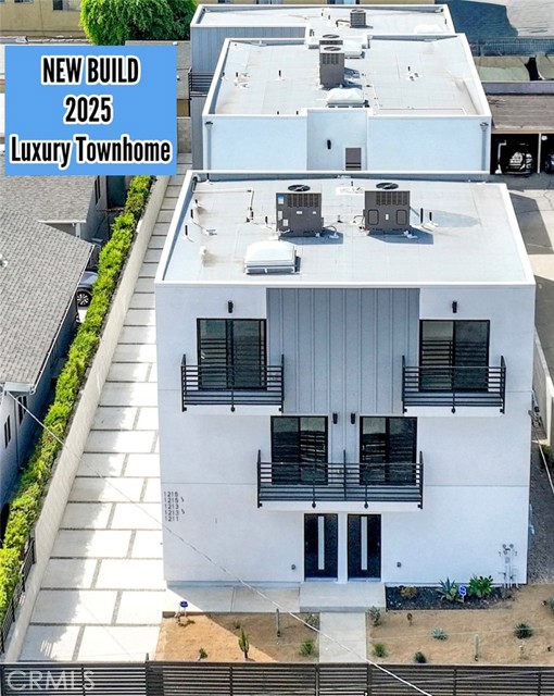 Detail Gallery Image 32 of 39 For 1215 N. Kingsley Dr #1215 1/2,  Los Angeles,  CA 90029 - 4 Beds | 4/1 Baths
