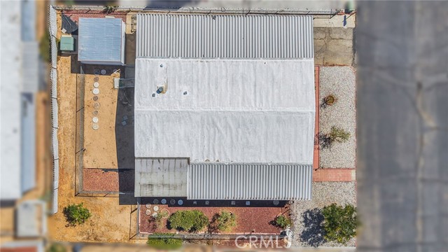 11414 Serra Rd, Apple Valley CA: https://media.crmls.org/medias/3e52ebad-f02f-4dcc-b608-c1539778db00.jpg