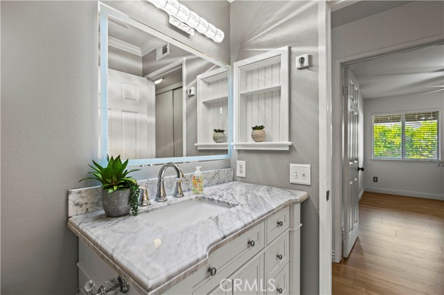 Detail Gallery Image 21 of 41 For 25610 Palma Alta Dr, Valencia,  CA 91355 - 3 Beds | 2 Baths