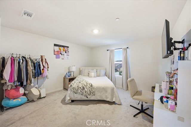 Detail Gallery Image 13 of 43 For 29168 Cahill Ct, Winchester,  CA 92596 - 5 Beds | 2/1 Baths
