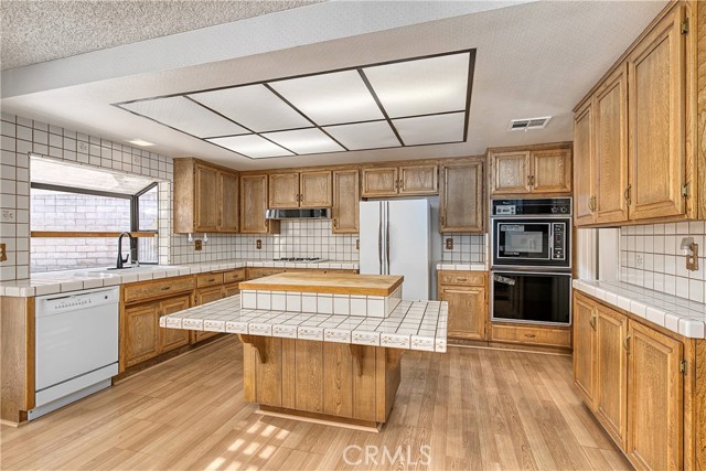 3018 Candice Court photo 8