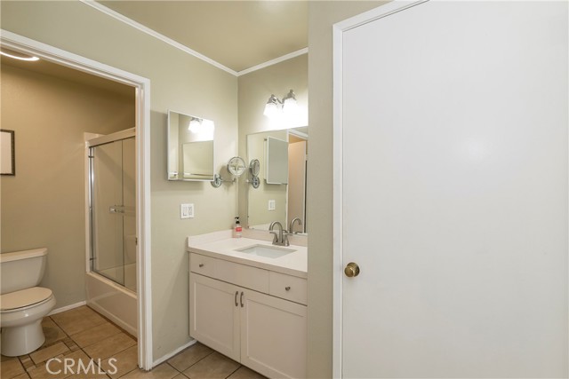 Detail Gallery Image 26 of 33 For 24121 High Knob #C,  Diamond Bar,  CA 91765 - 2 Beds | 2/1 Baths