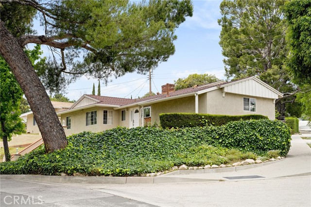 Detail Gallery Image 32 of 32 For 3805 Los Olivos Ln, Glendale,  CA 91214 - 5 Beds | 2 Baths