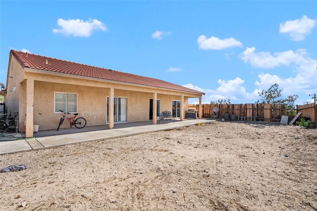 MLS #OC25261382 image #9