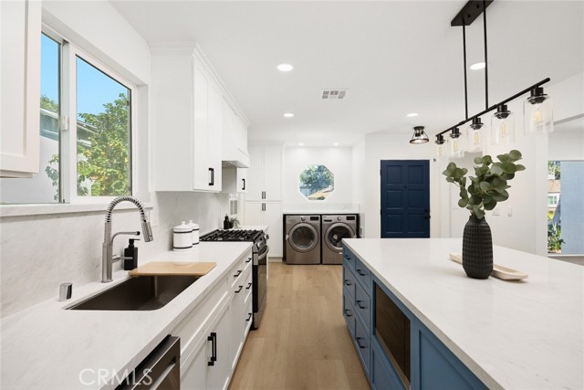 2133 Westminster photo 15