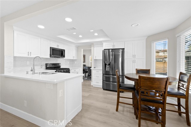 Detail Gallery Image 22 of 75 For 2488 W Summerset Dr, Rialto,  CA 92377 - 4 Beds | 3 Baths
