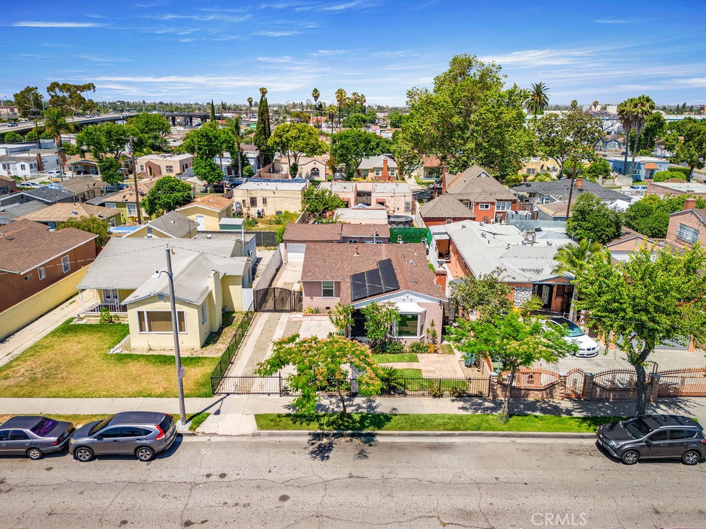 https://media.crmls.org/medias/3e55cec4-d2aa-4a09-873b-90f29ad98c4d.jpg?preset=X-Large