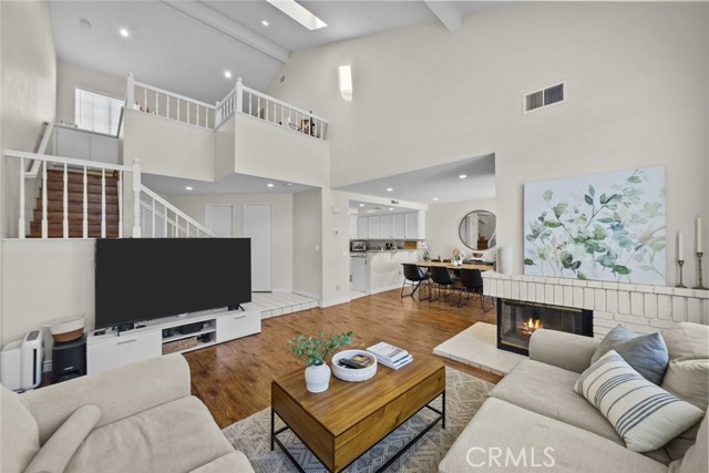 Front Image Thumbnail for CRCV26186327