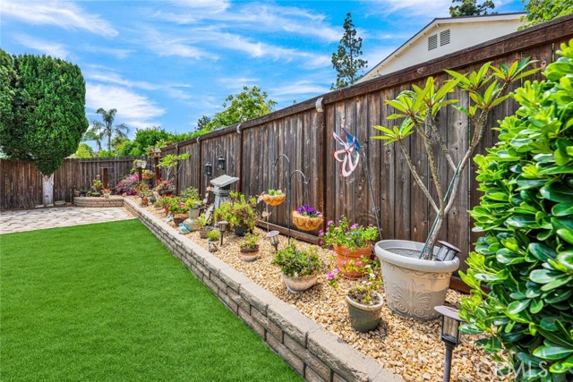 14661 Danborough Road, Tustin CA: https://media.crmls.org/medias/3e56f5c4-e79d-4ecd-8335-5b6a457c5fb5.jpg