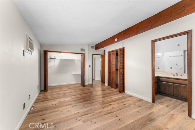 1204 San Jacinto, Redlands CA: https://media.crmls.org/medias/3e572bf9-f453-4ad0-9aba-6930aeb4ca39.jpg
