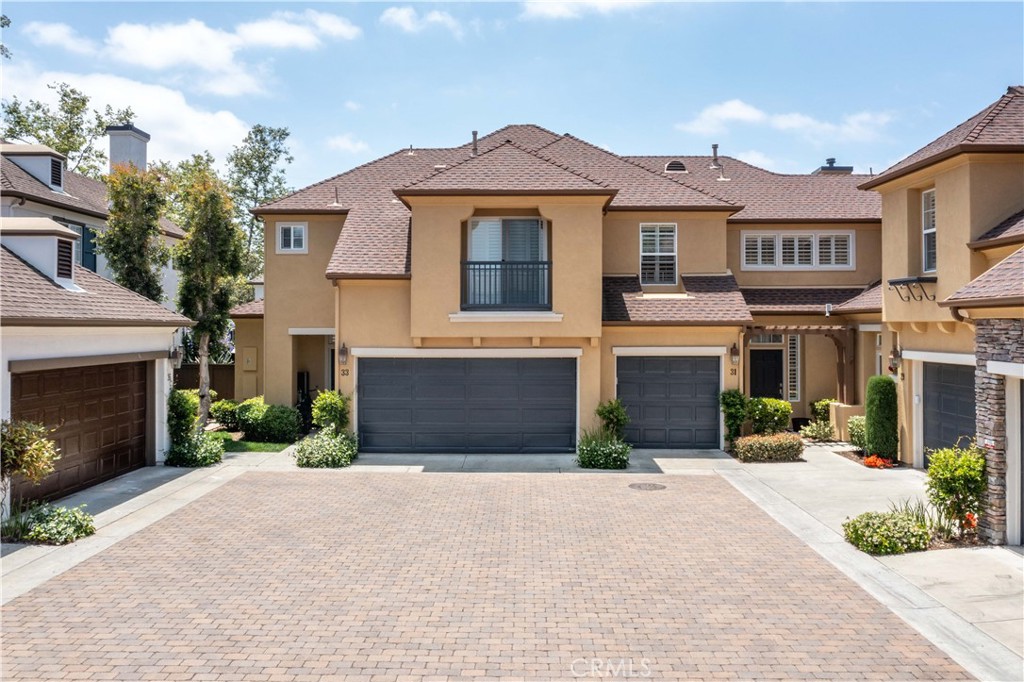 31 Amesbury Court