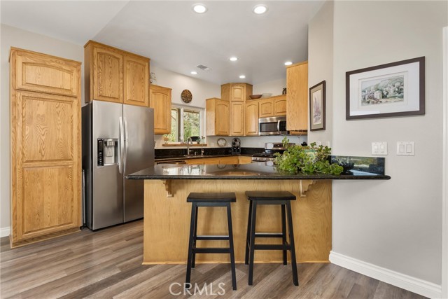 Image 34 of 64 For 38736 Oak Glen Road