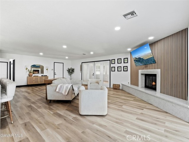 Detail Gallery Image 7 of 24 For 40646 27th St, Palmdale,  CA 93551 - 5 Beds | 4 Baths