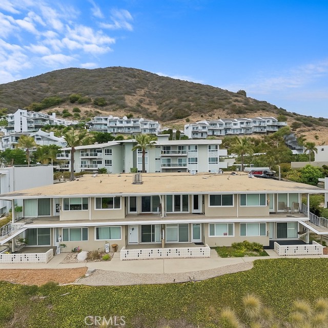 21702 Ocean Vista Drive, Laguna Beach CA: https://media.crmls.org/medias/3e597be4-9d23-43f0-90a5-b6472ae8579b.jpg