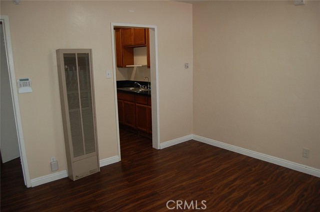 Detail Gallery Image 19 of 23 For 667 N Towne Ave, Pomona,  CA 91767 - 2 Beds | 1 Baths