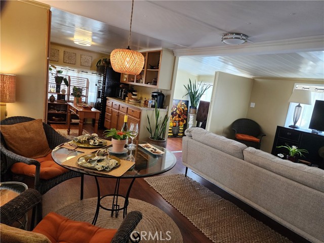 Detail Gallery Image 14 of 56 For 6220 E Sea Breeze Dr #77,  Long Beach,  CA 90803 - 2 Beds | 1 Baths