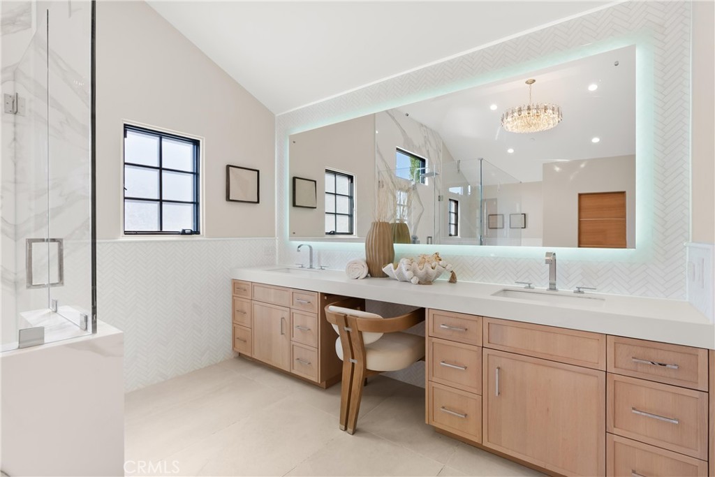 MLS #OC25251950 image #44