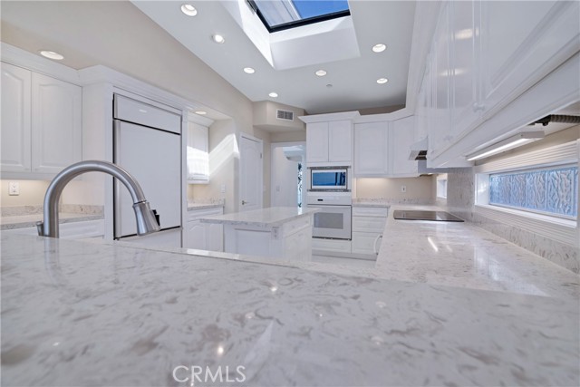 Detail Gallery Image 16 of 61 For 23601 Sidney Bay, Dana Point,  CA 92629 - 3 Beds | 3/1 Baths