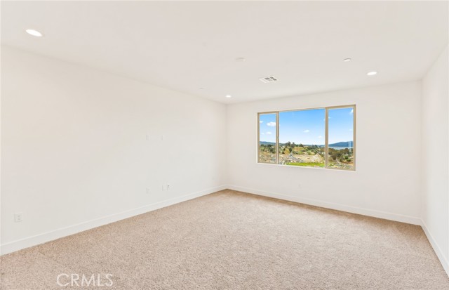 Detail Gallery Image 20 of 36 For 4083 Madonna Cir, Lake Elsinore,  CA 92530 - 6 Beds | 5 Baths
