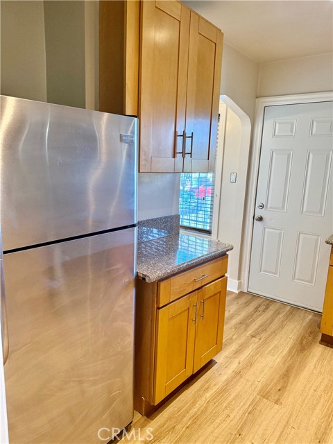 Detail Gallery Image 7 of 12 For 2108 W 37th Pl, Los Angeles,  CA 90018 - 1 Beds | 1 Baths