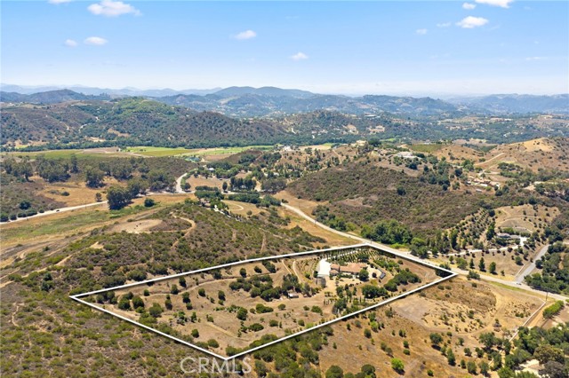 42779 Via Bolero Road, Temecula CA: https://media.crmls.org/medias/3e5b6e00-faa9-4543-8c7d-f0dd2565ce82.jpg