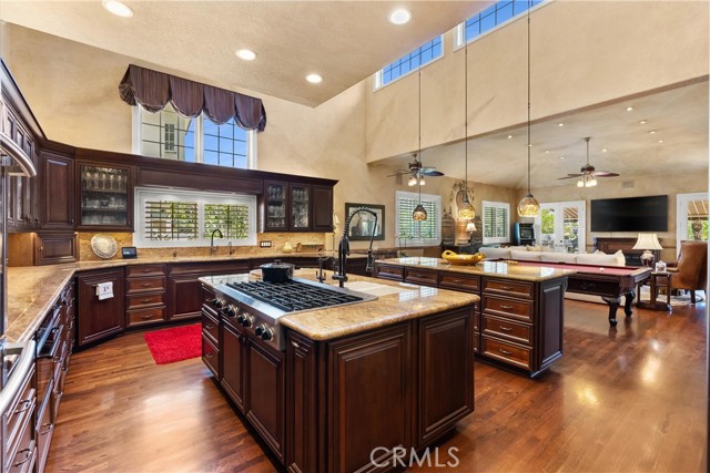 Detail Gallery Image 33 of 73 For 3036 Java Rd, Costa Mesa,  CA 92626 - 5 Beds | 4/2 Baths