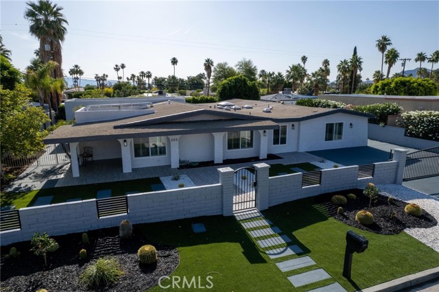 Detail Gallery Image 1 of 75 For 660 S Desert View Dr, Palm Springs,  CA 92264 - 6 Beds | 6/1 Baths