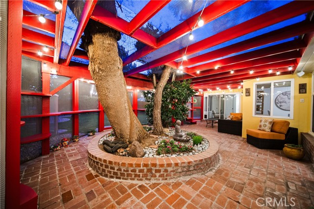 Detail Gallery Image 31 of 38 For 7819 Encino, Northridge,  CA 91325 - 3 Beds | 2 Baths