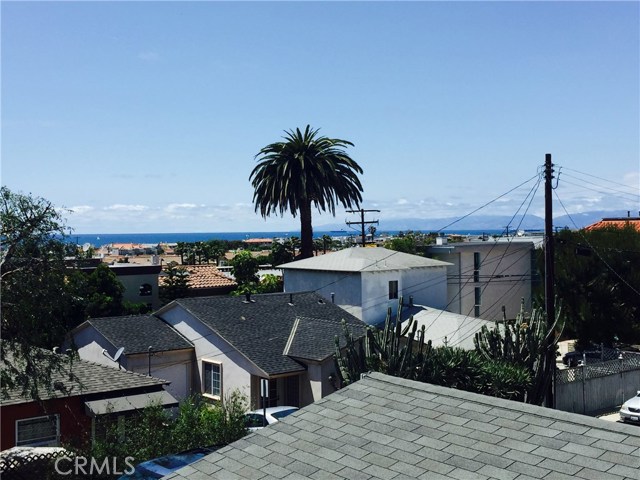 837 5th Street, Hermosa Beach, California 90254, 2 Bedrooms Bedrooms, ,2 BathroomsBathrooms,Residential,Sold,5th,SB17003392