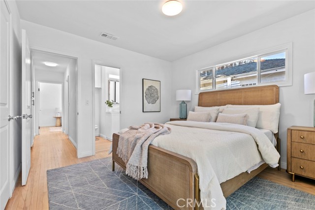 Detail Gallery Image 28 of 68 For 6454 Baird Ave, Reseda,  CA 91335 - 4 Beds | 2/1 Baths