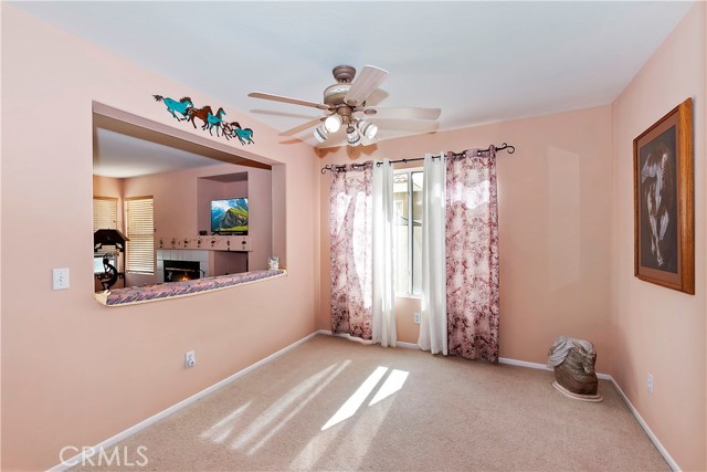 Detail Gallery Image 10 of 45 For 861 Poppyseed Ln, Corona,  CA 92881 - 3 Beds | 2/1 Baths